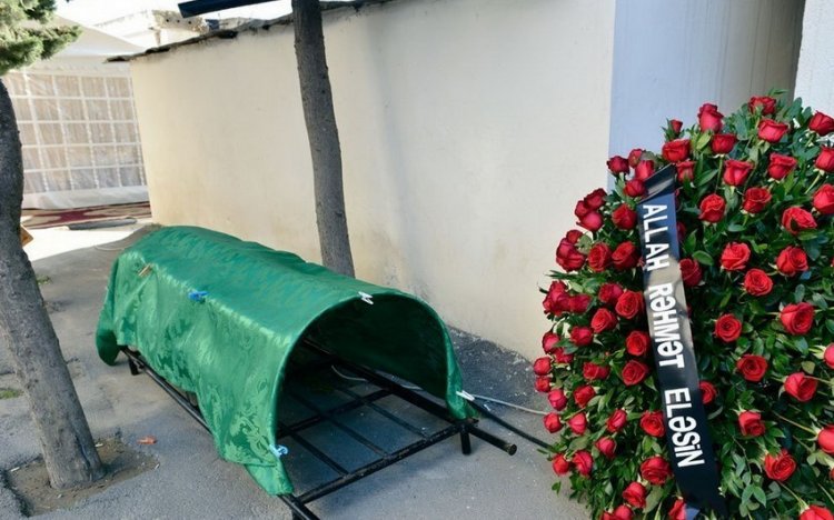 Bakı metrosunun daha bir əməkdaşı işə gələrkən vəfat edib