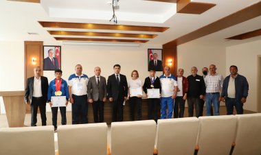 Neftçalada idmançılarla görüş keçirilib