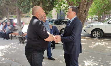 Deputat anım mərasiminə qatılıb