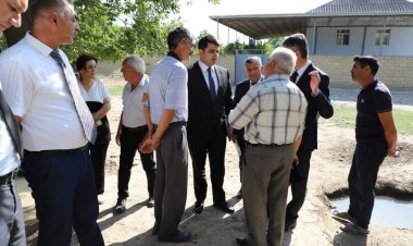 İcra başçısı vətəndaşların problemlərini dinləyib