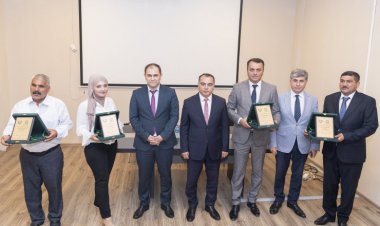 Qaliblər mükafatlandırılıb