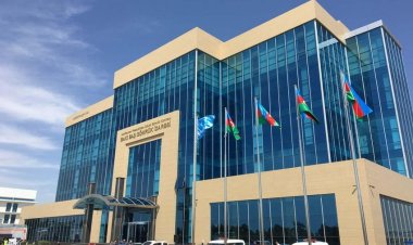 Bakı Baş Gömrük İdarəsinin rəisi təqaüdə göndərilib