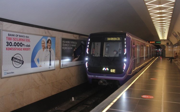 Bakı metrosunda sərnişin vəfat edib