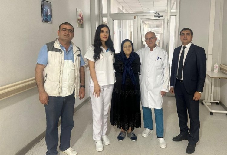 Şəhid anası ona göstərilən diqqətə görə Respublika Kliniki Xəstəxanasının rəhbərliyinə təşəkkür edib