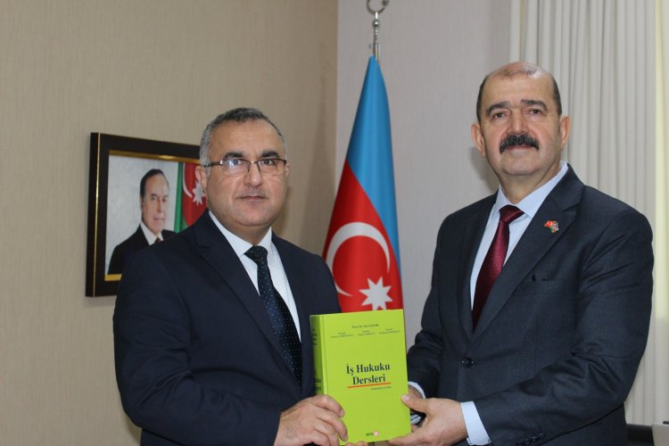 Tanınmış türkiyəli hüquqşünas Mediasiya Şurasında olub