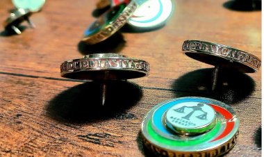 Mediasiya Şurasının yeni yaxa nişanları hazırlanıb