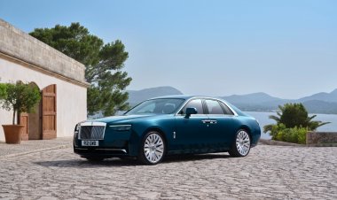 Rolls-Royce Motor Cars tarixin ən məşhur modelini təqdim edib