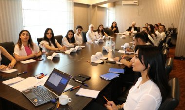 Psixoloqların peşə bacarıqlarının artırılmasına dəstək olundu