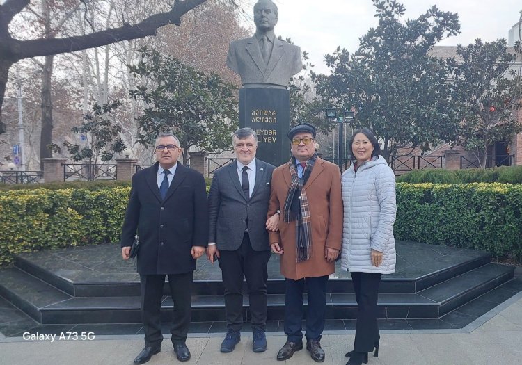 Türk Dünyası Mediatorlar Birliyinin rəhbərliyi Tbilisidə səfərdədir