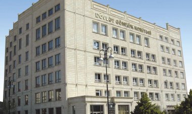 İş adamı DGK rəsmisindən dövlət qurumlarına şikayət etdi: