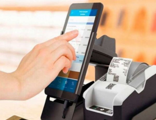 Saxta ƏDV çekləri ilə nazirliyə ziyan vurmaqda təqsirləndirilənlərin işində