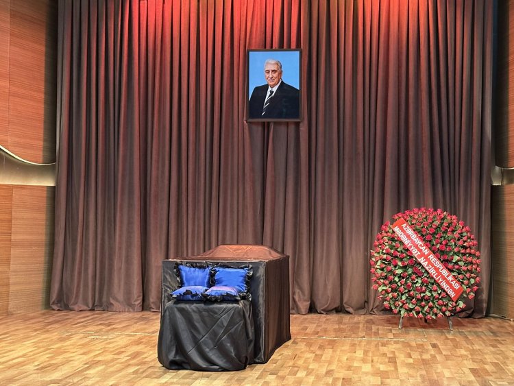 Prezident Arif Babayevin vəfatı ilə bağlı nekroloq imzaladı
