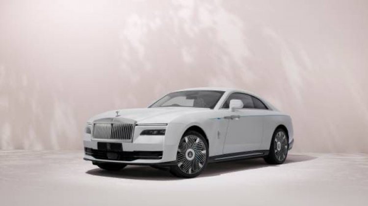 Rolls-Royce Motor Cars yeni modelini təqdim etdi