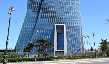 Mərkəzi Bank daha iki xarici brokeri reyestrə daxil etdi