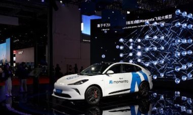 Mercedes-in robotaksiləri Dubaya gedir